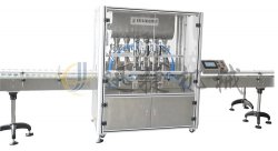 業(yè)界服不服？這樣的辣椒醬灌裝機才能成為暢銷